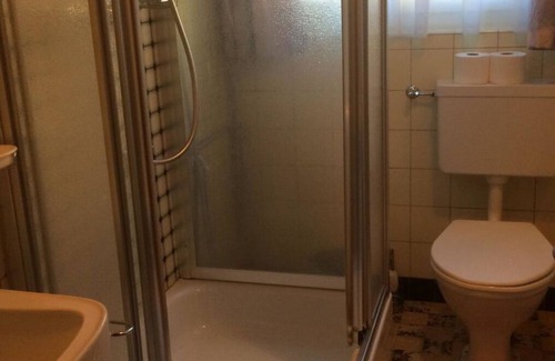 Saas Almagell Apartment | Cosy apartment for 8 guests with WIFI, TV and balcony