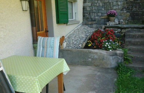 Kiental Apartment | Cosy apartment for 2 guests with WIFI and balcony