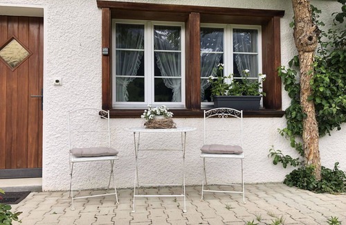 Adelboden Apartment | Cosy apartment for 3 guests with WIFI and balcony
