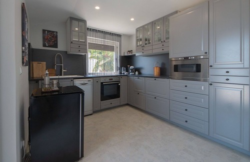 Tulisevica Apartment | Cosy apartment for 4 guests with WIFI, A/C, pool, TV, terrace and pets allowed