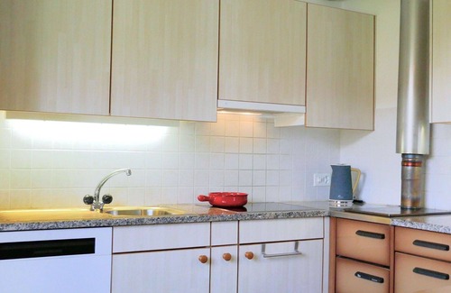 Aquila Apartment | Cosy apartment for 4 guests with WIFI, TV, balcony and pets allowed