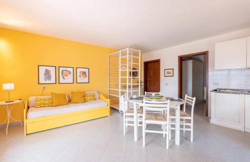 Morcone Apartment | Cosy apartment for 4 guests with WIFI, TV and patio