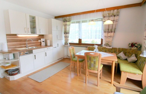 Fuegenberg Apartment | Cosy apartment for 4 people with WIFI, TV, terrace and panoramic view