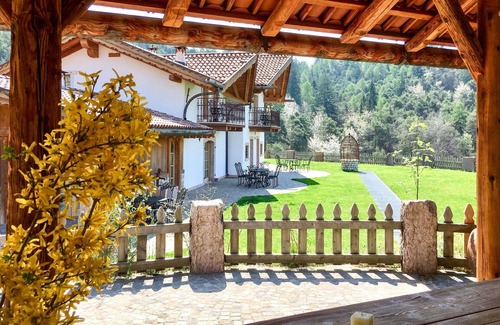 Coredo Apartment | Cosy apartment for 8 people with WIFI, TV, terrace and pets allowed