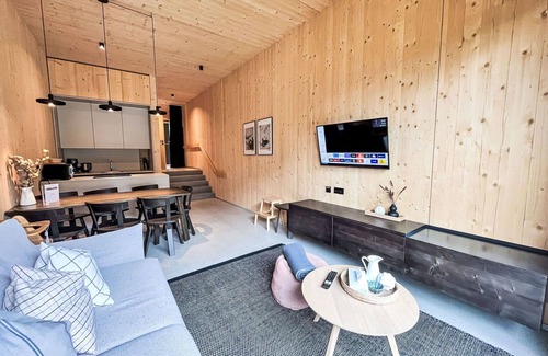Irdning-Donnersbachtal Apartment | Cosy apartment for 8 guests with WIFI, TV, terrace and pets allowed