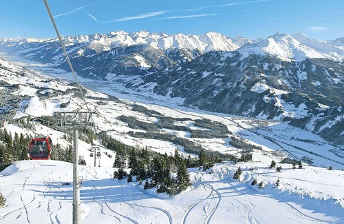 Paß Thurn Apartment | Cosy apartment for 6 people with pool, WIFI, TV and balcony