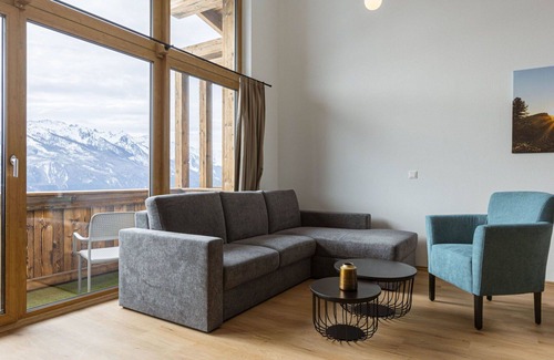 Mittersill Apartment | Cosy apartment for 6 guests with pool, WIFI, TV and terrace