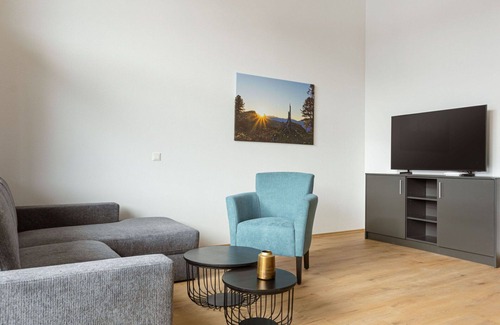 Mittersill Apartment | Cosy apartment for 6 guests with pool, WIFI, TV and terrace