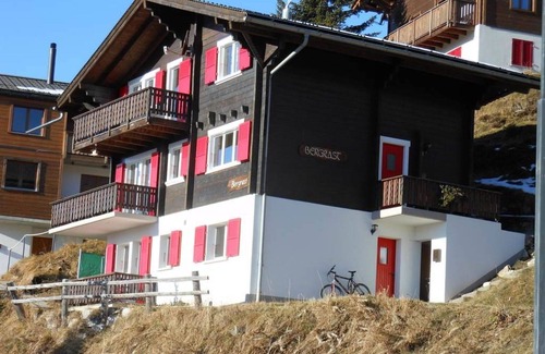 Bettmeralp Apartment | Cosy apartment for 10 people with WIFI and balcony