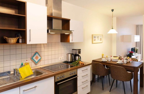 Lubmin Apartment | Cosy apartment for 4 guests with WIFI, TV, terrace and pets allowed