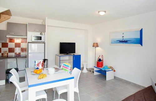 Auberville Apartment | Cosy apartment for 4 people with WIFI, TV, terrace, pets allowed and parking