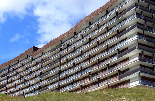 Tignes Apartment | Cosy apartment for 6 guests with WIFI, TV and balcony