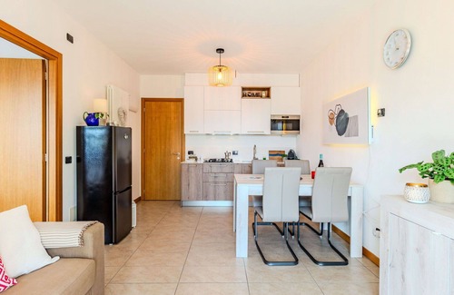 Gera Lario Apartment | Cosy apartment for 4 people with WIFI, pool, TV and terrace