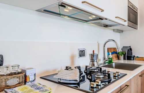 Gera Lario Apartment | Cosy apartment for 4 people with WIFI, pool, TV and terrace