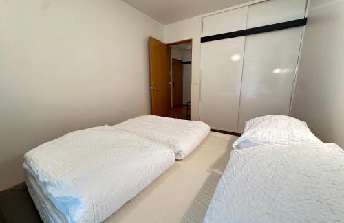 Haaleiti Apartment | Cosy apartment in Fossvogur Reykjavik - Birta Rentals
