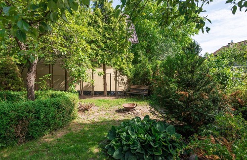 Koszalin House | Cosy apartment in villa for 10 people with WIFI, TV, patio and pets allowed