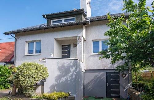 Koszalin House | Cosy apartment in villa for 4 guests with WIFI, TV, terrace and pets allowed