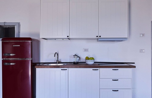 Bellano House | Cosy apartment in villa for 2 people with A/C, WIFI, TV, terrace and pets allowed