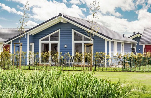 Dagebuell House | Cosy apartment in villa for 4 guests with WIFI, TV, terrace and pets allowed