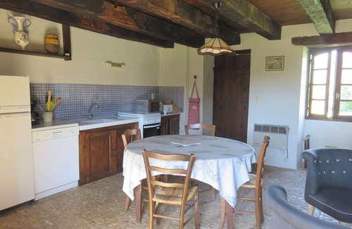 Jayac House | Cosy apartment in villa for 4 guests with WIFI, TV and pets allowed
