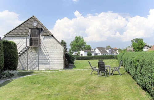 Verchen House | Cosy apartment in villa for 4 guests with WIFI, TV, patio and pets allowed