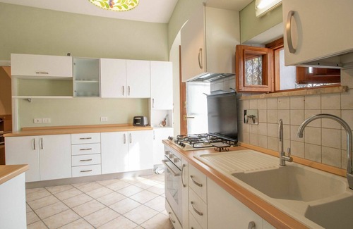 Fabrica di Roma Apartment | Cosy apartment for 4 people with WIFI and TV