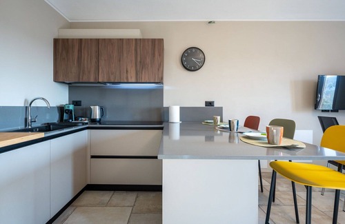 Rocca D'Arazzo Apartment | Cosy apartment for 4 guests with A/C, WIFI, TV and terrace