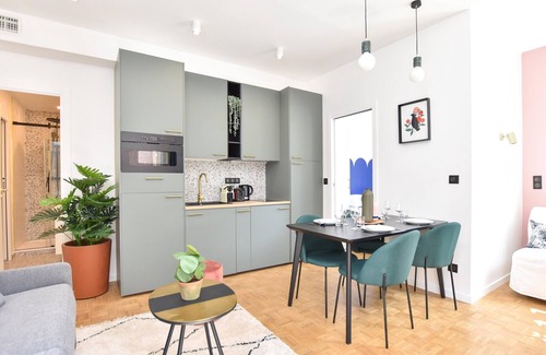 Grenelle Apartment | Cosy Apartment Near Eiffel Tower