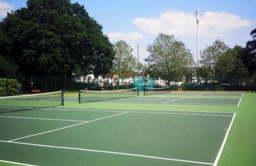 Feltham North Apartment | Cosy apartment near Heathrow
