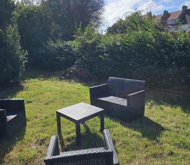 Outreau Apartment | Cosy appartement 45m2 vu et accès jardin commun