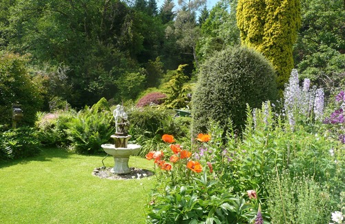 Gatehouse-of-Fleet Cottage | Cosy Cottage in Picturesque Rural Location Near Sea, Garden, Burn, Red Squirrels