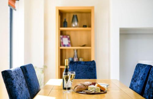 Holworth House | Cosy Cottage OI31 Silverlake Dorset