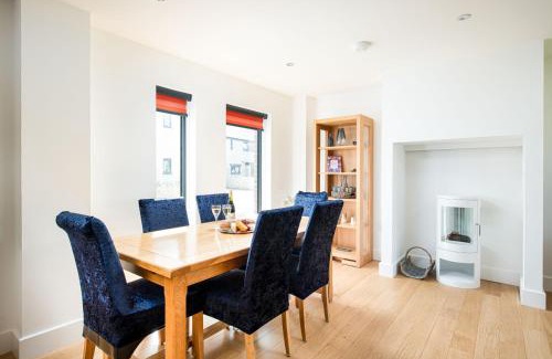 Holworth House | Cosy Cottage OI31 Silverlake Dorset