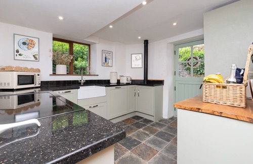 Saltford Cottage | Cosy cottage on the outskirts of Bath