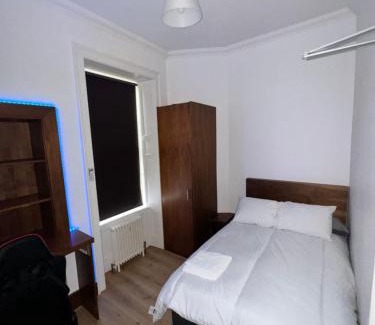 Leith House | Cosy Double Room