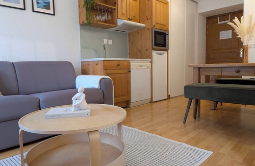 Giez Apartment | Cosy du Birdie Logement 4 pers avec piscine
