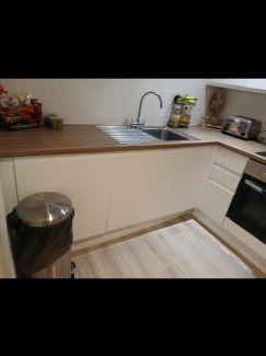 Bradford Apartment | Cosy Family Apartment