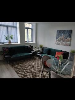 Bradford Apartment | Cosy Family Apartment