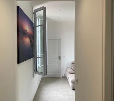 La Californie Apartment | Cosy flat 250m from beach