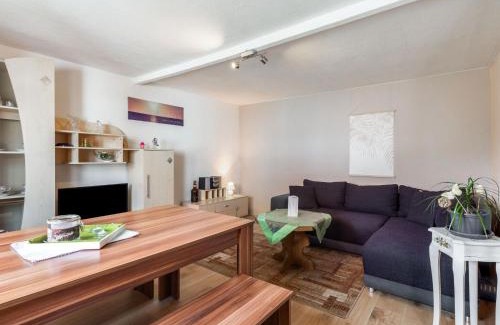 Martensdorf Apartment | Cosy flat in Niepars with garden