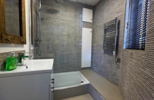 Stepney Green Apartment | Cosy Flat in Stepney Green I PTK