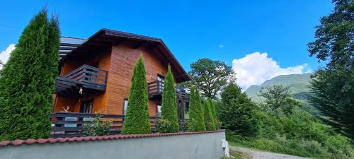 Rasnov Ski Chalet | Cosy Forest Chalet