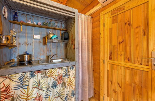Saint-Laurent-La-Vernede Apartment | Cosy apartment for 2 guests with A/C, WIFI, pool, TV and terrace