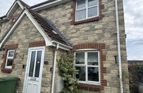 Gloucester House | Cosy Home