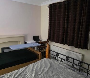 Colchester House | Cosy in Colchester x5