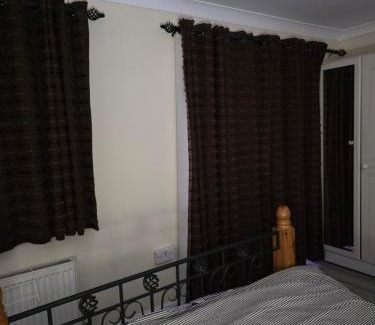 Colchester House | Cosy in Colchester x5
