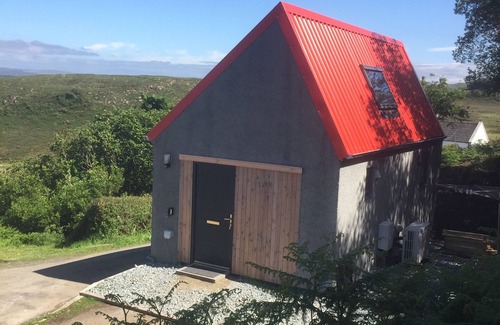Waternish House | Cosy sea view cottage Isle of Skye