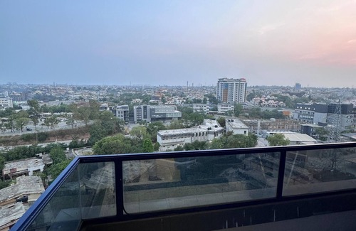Rawalpindi Apartment | Cosy Sky-High Retreat: Ultimate Cityscape from the Top Floor