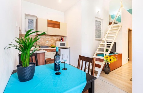 Nepszinhaz negyed Apartment | Cosy Studio close to the City Center