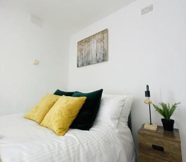 Finsbury Park Apartment | Cosy Studio Flat